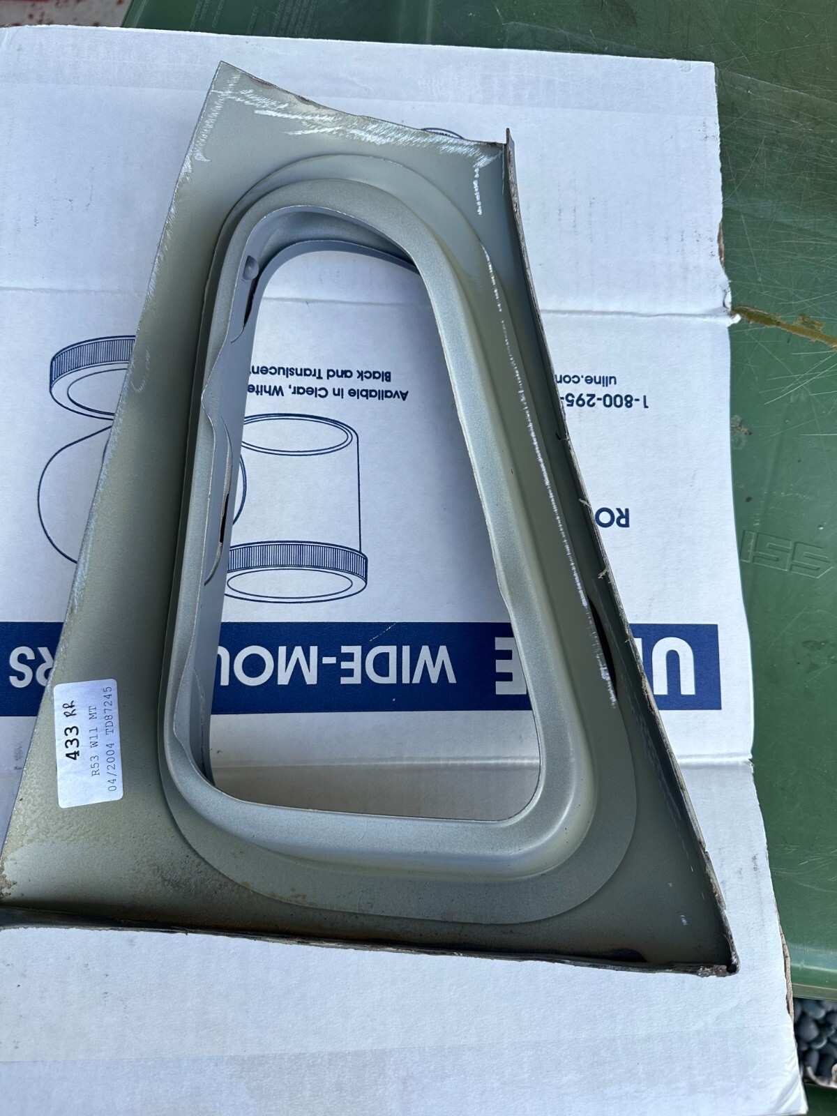 Mini Cooper Right Taillight Housing R50 R52 R53