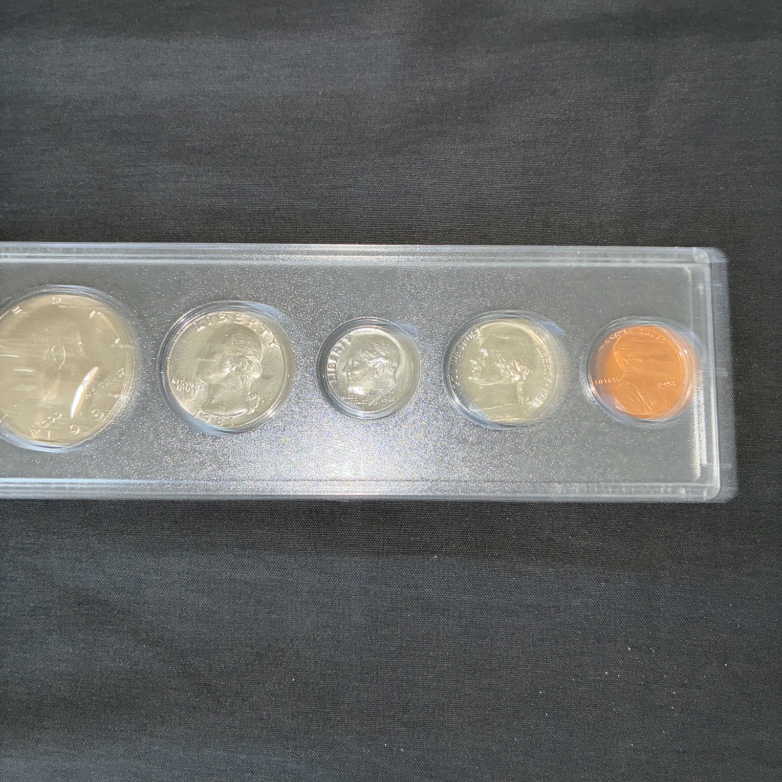 1981 Uncirculated Birth Year US Mint Set In Plastic Case