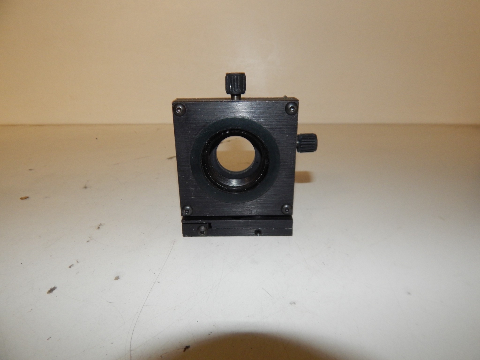 *JM* NEWPORT MODEL LP-1 LENS POSITIONER MIRROR MOUNT (TSM170)
