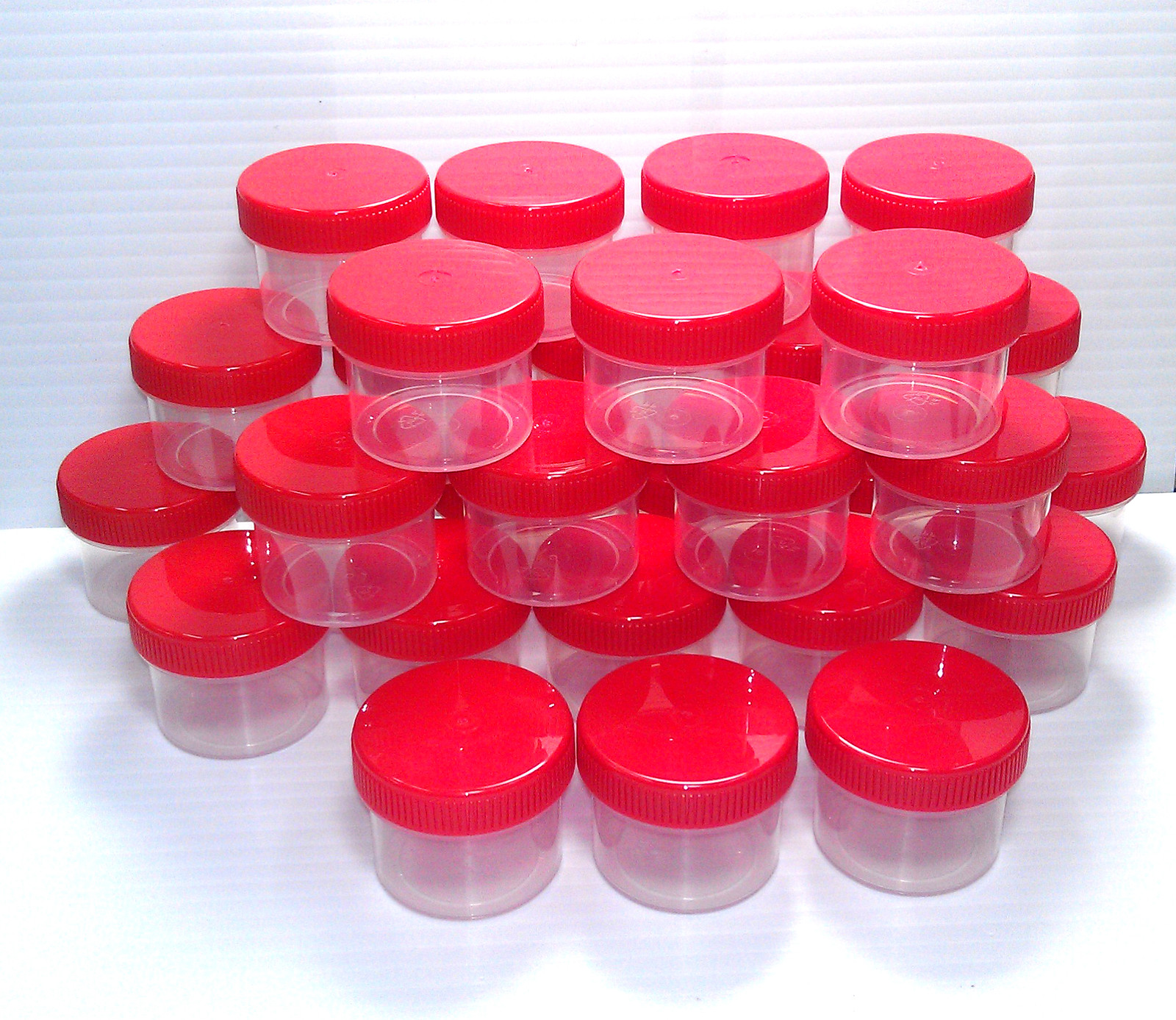 20 Plastic Small 1 ounce Red Drillable Cap Lid Top Jars Container DecoJars 4304
