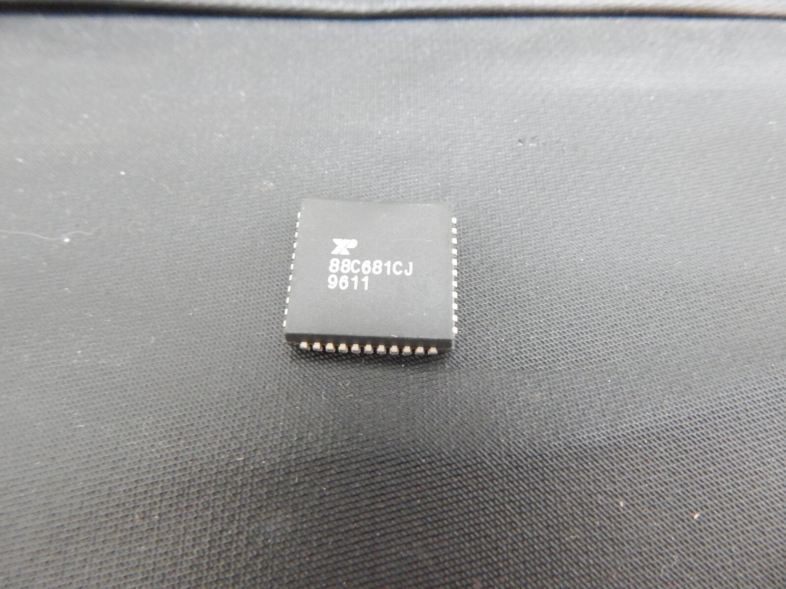EXAR XR88C681CJ  SMD CMOS Dual Channel 5 V 1 Mbps UART PLCC-44 - FAST SHIPPING