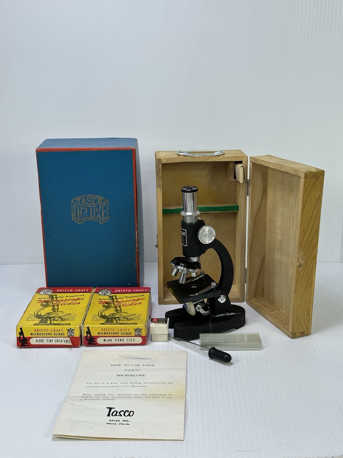 Vtg Tasco Deluxe 600x Microscope Wood Case 2 Boxes Slides Manual Original Box