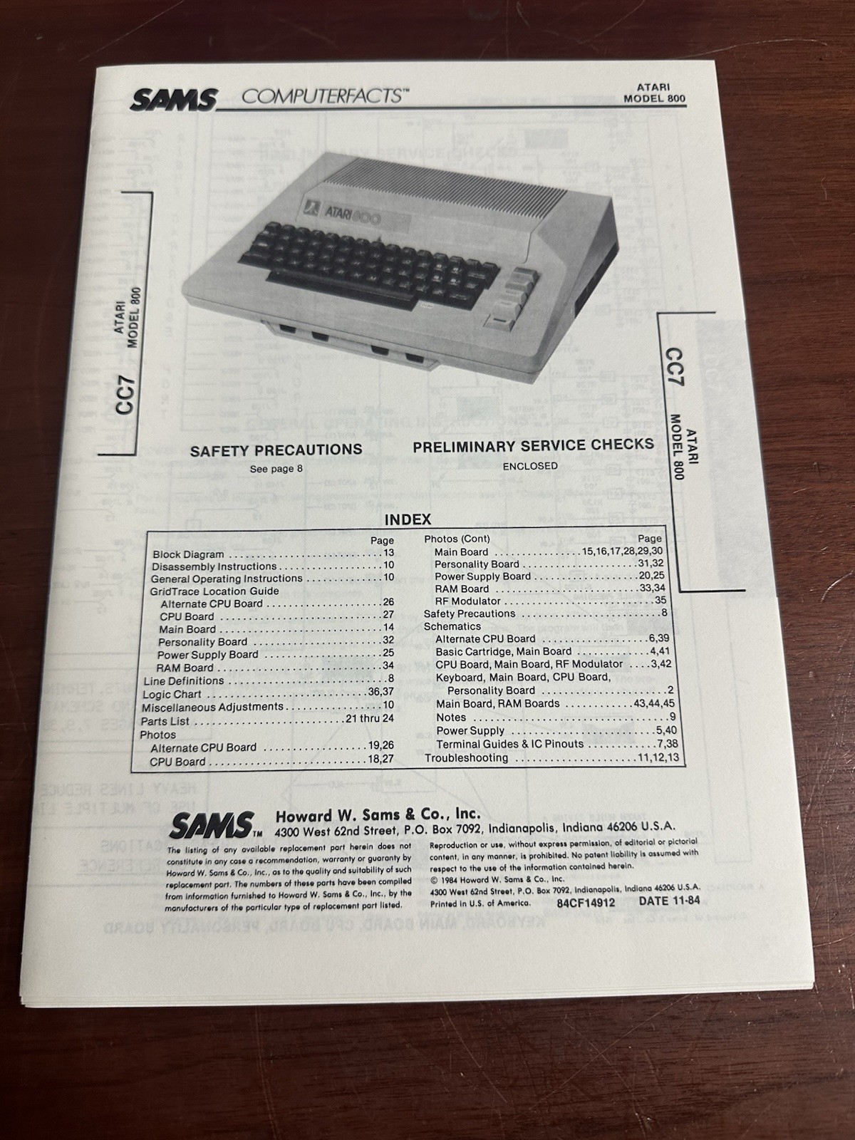 ATARI 800 Howard Sams ComputerFacts Technical Service Data Manual CC7