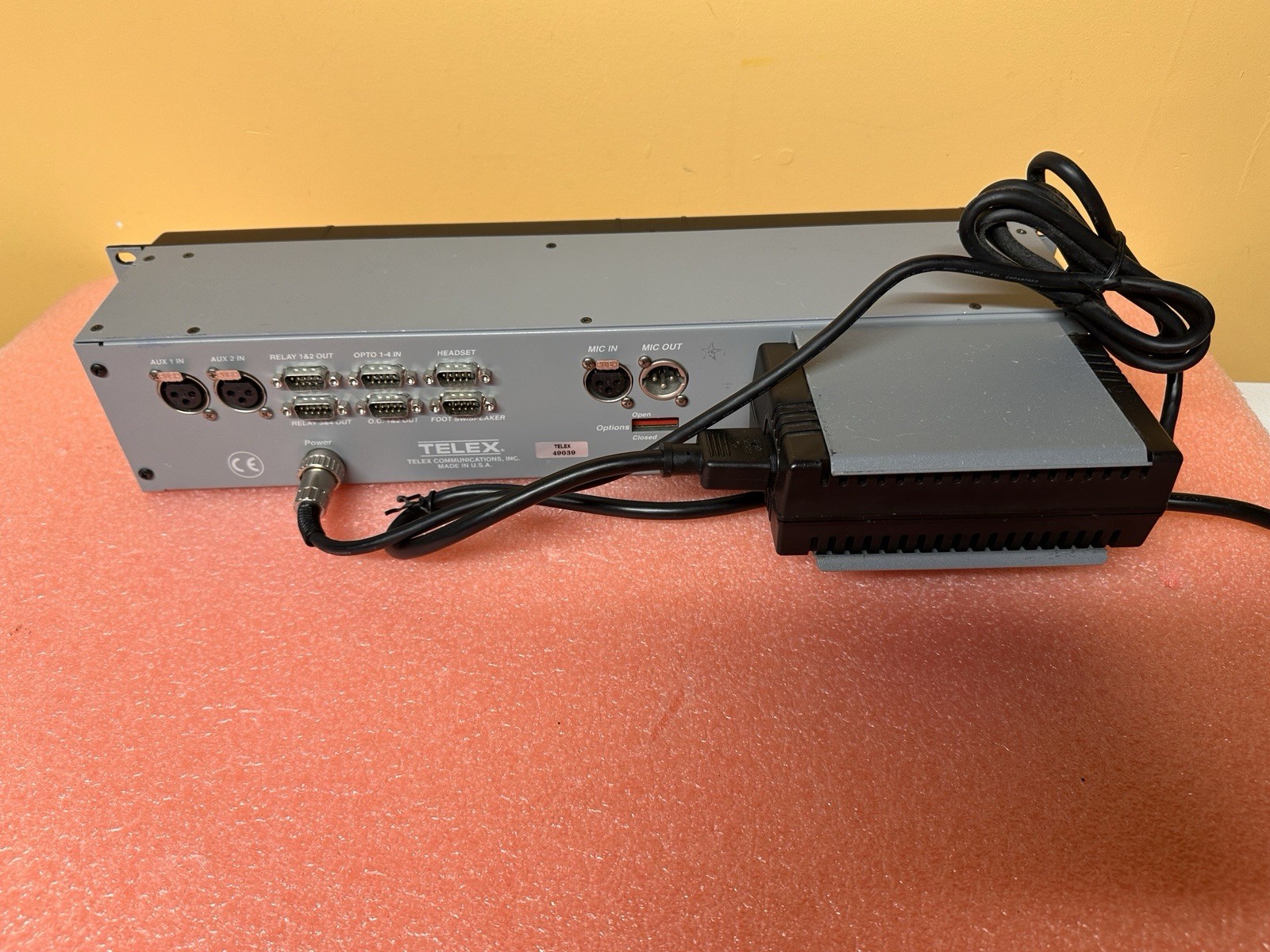 RTS Telex KP-32 4-Pin Intercom Keypanel with power supply.