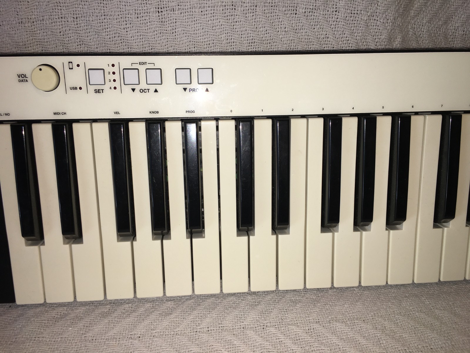 IK Multimedia iRig KEYS PRO 37 Keys Universal USB for MAC/PC/iOS MIDI Keyboard