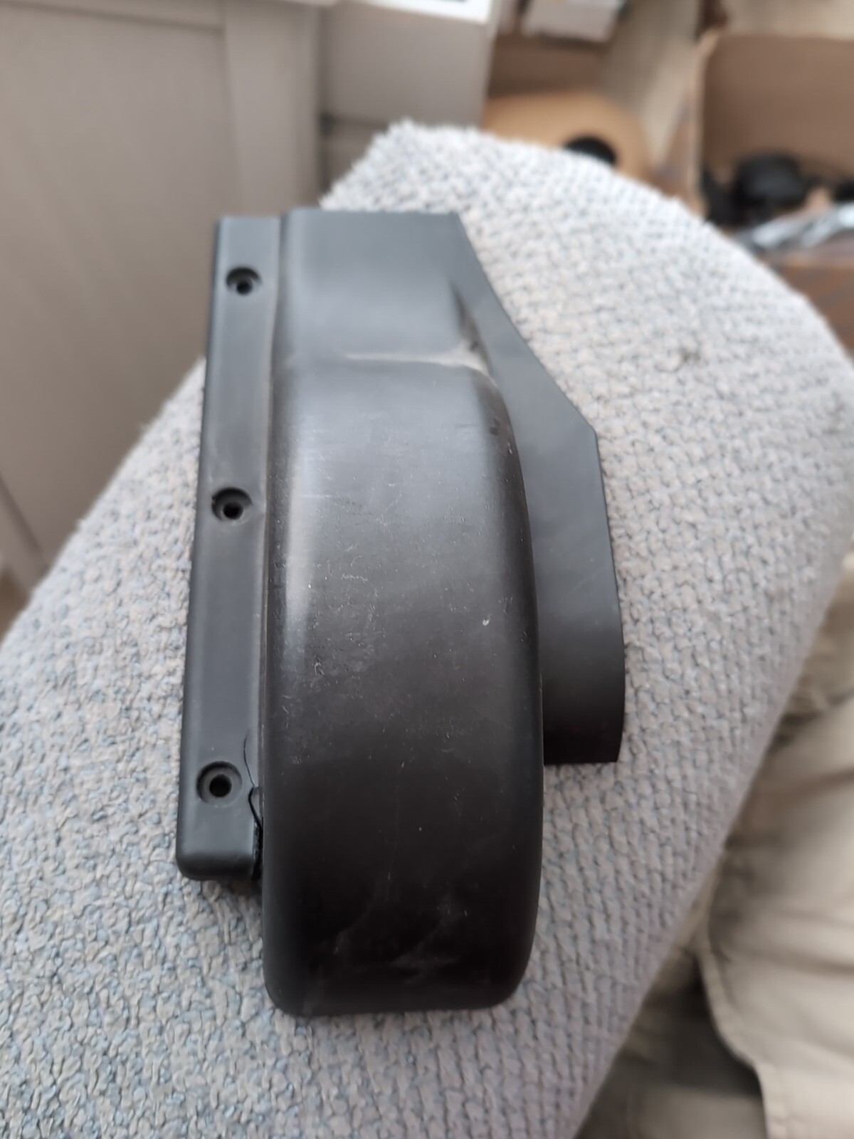 Avari Fitness A450-255A Magnetic Treadmill Right Flywheel cover DAMAGE READ!!