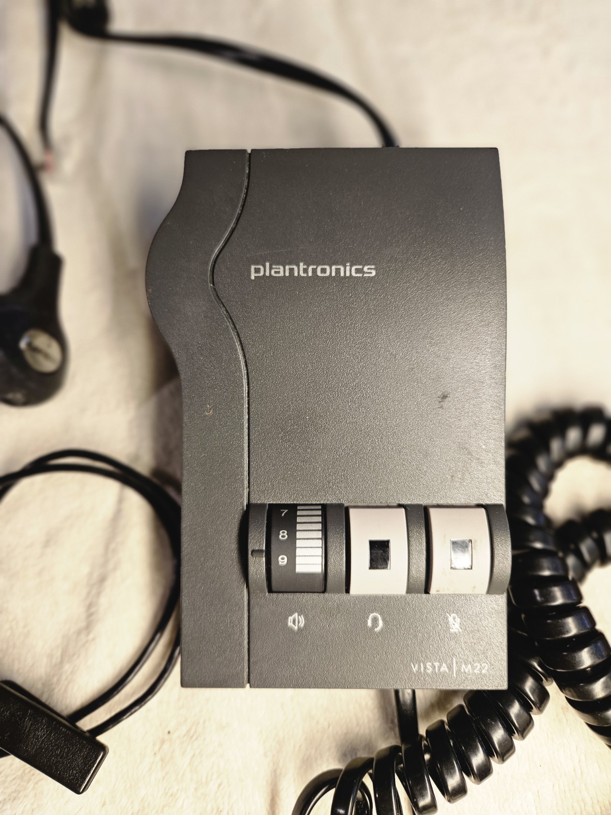 Plantronics Vista M22 Headset Amplifier Processor & HW251N Headset- Tested