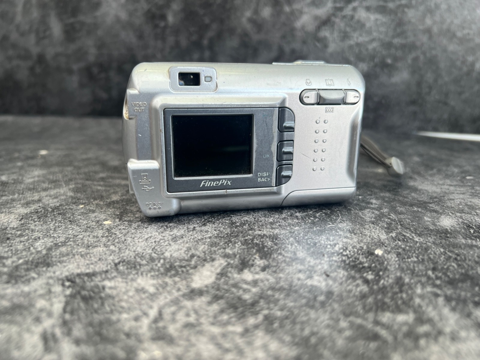 Fujifilm Digital Camera FinePix A330 3.2MP Silver Retro 2000s digicam