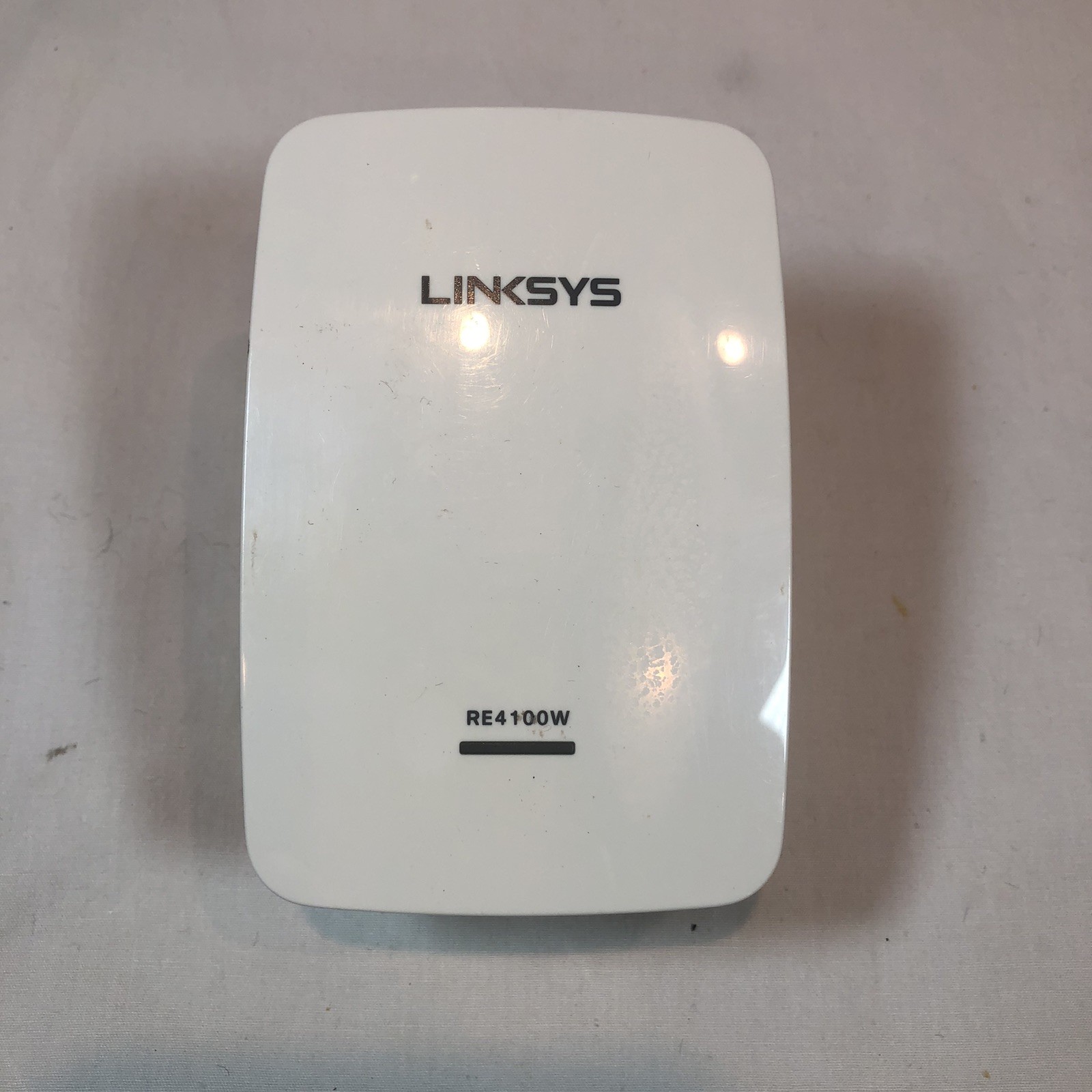 Linksys RE4100W Wireless Dual Band Wi-Fi Range Extender
