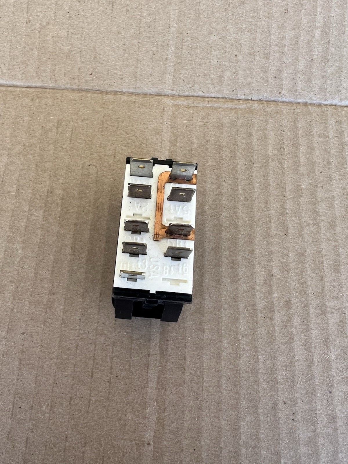 Engine Fan Rocker Switch USA9941A06-22523-016