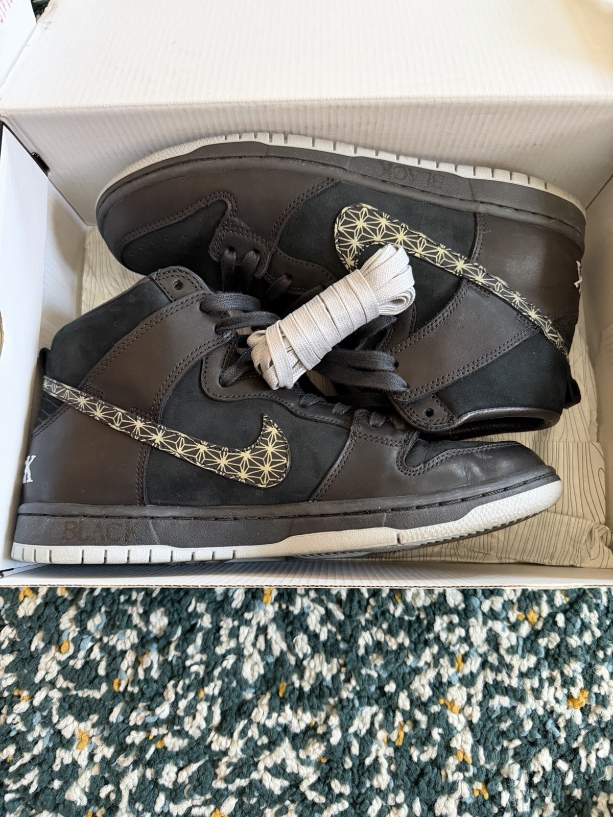 Nike SB Dunk High Pro - AH9613-002 - Black Bar