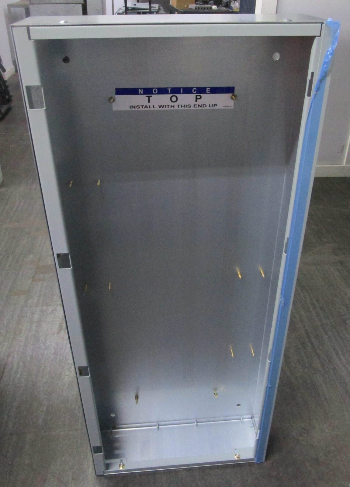 NOS EATON PANELBOARD ENCLOSURE EZB2048R 48" X 20" TYPE 1, 1 Y WARRANTY