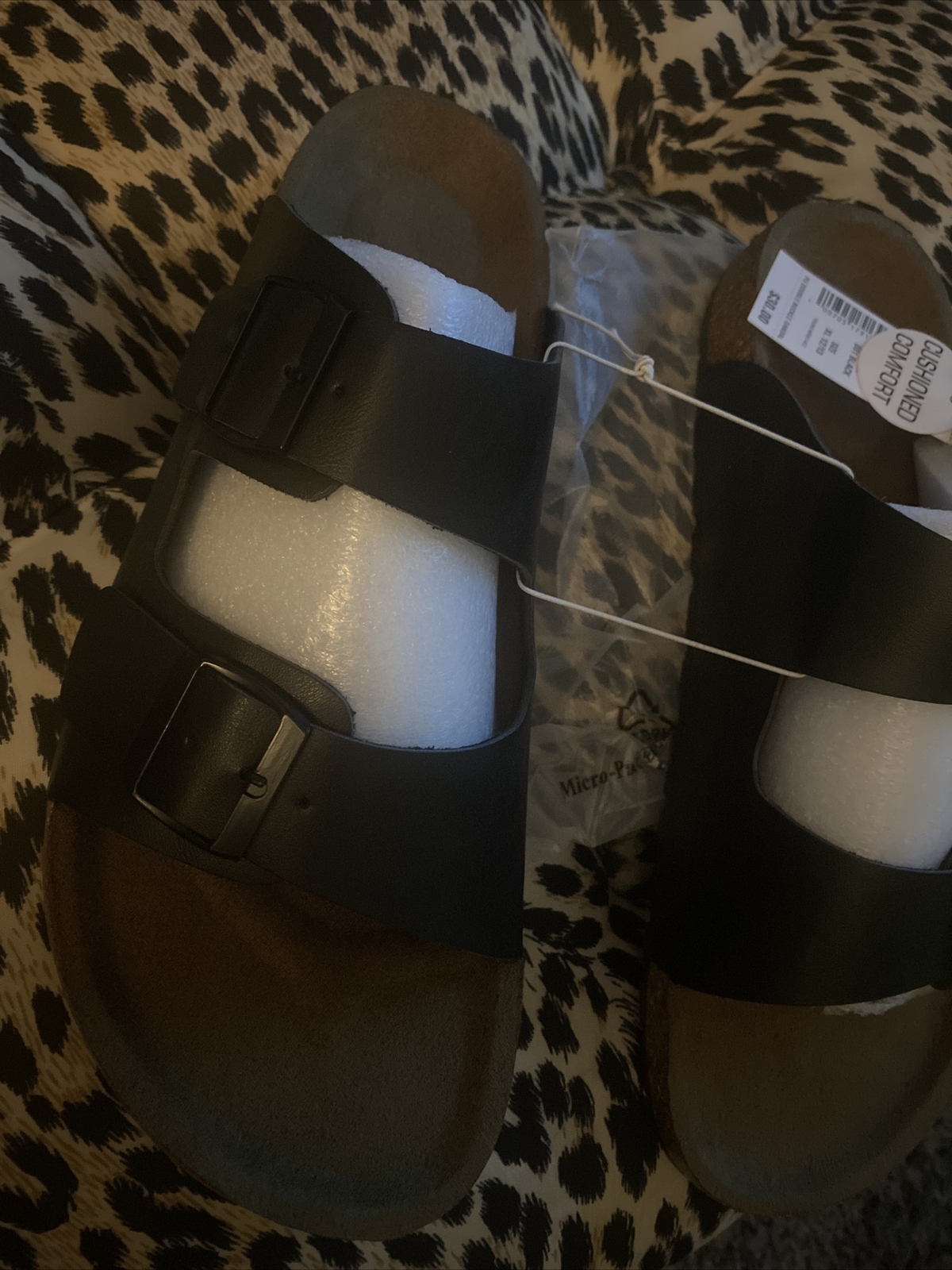 New with Tag Green Kohl's men's DOUBLE-BUCKLE Slip on Water Friendly Sandals