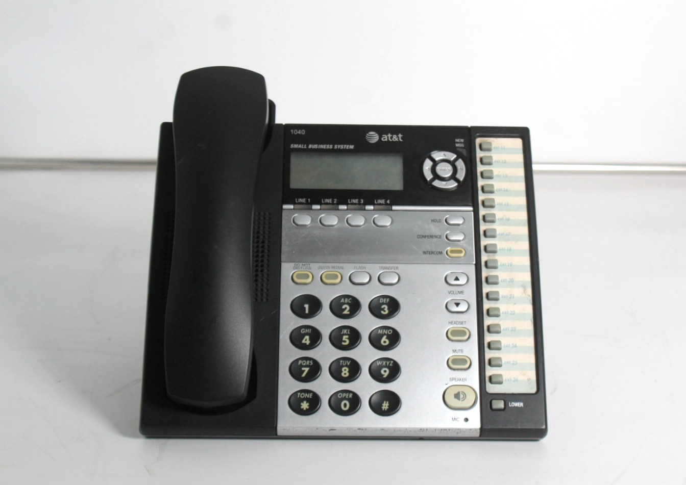 Lot of 5 AT&T 1040 Small Business System IP Office Phones w/ Handsets & Stands