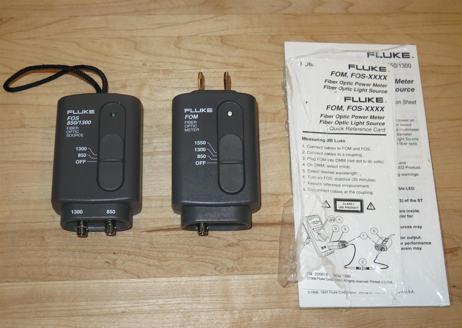 Fluke Networks FOS Fiber Optic Meter & FOM Fiber Optic Source - 850/1300/1550nm