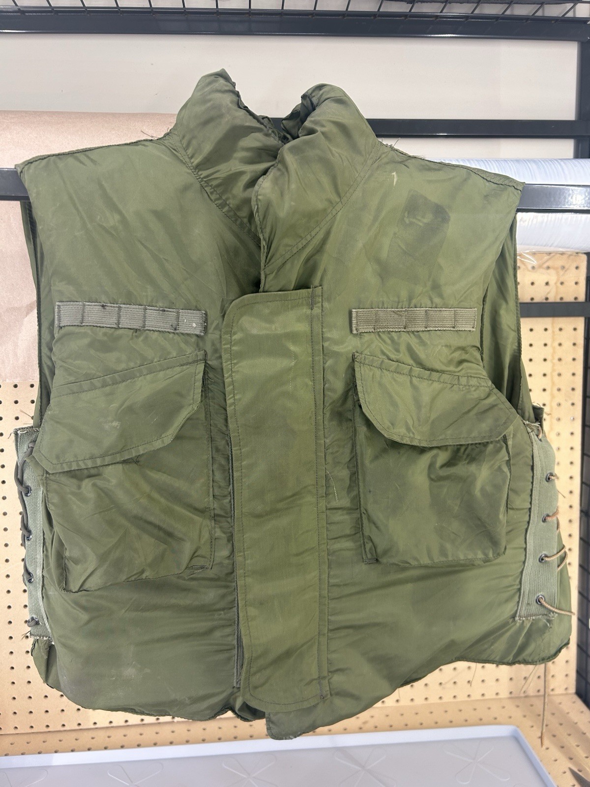 L Authentic Vietnam War US Military M-69 Body Fragmentation Protective Flak Vest