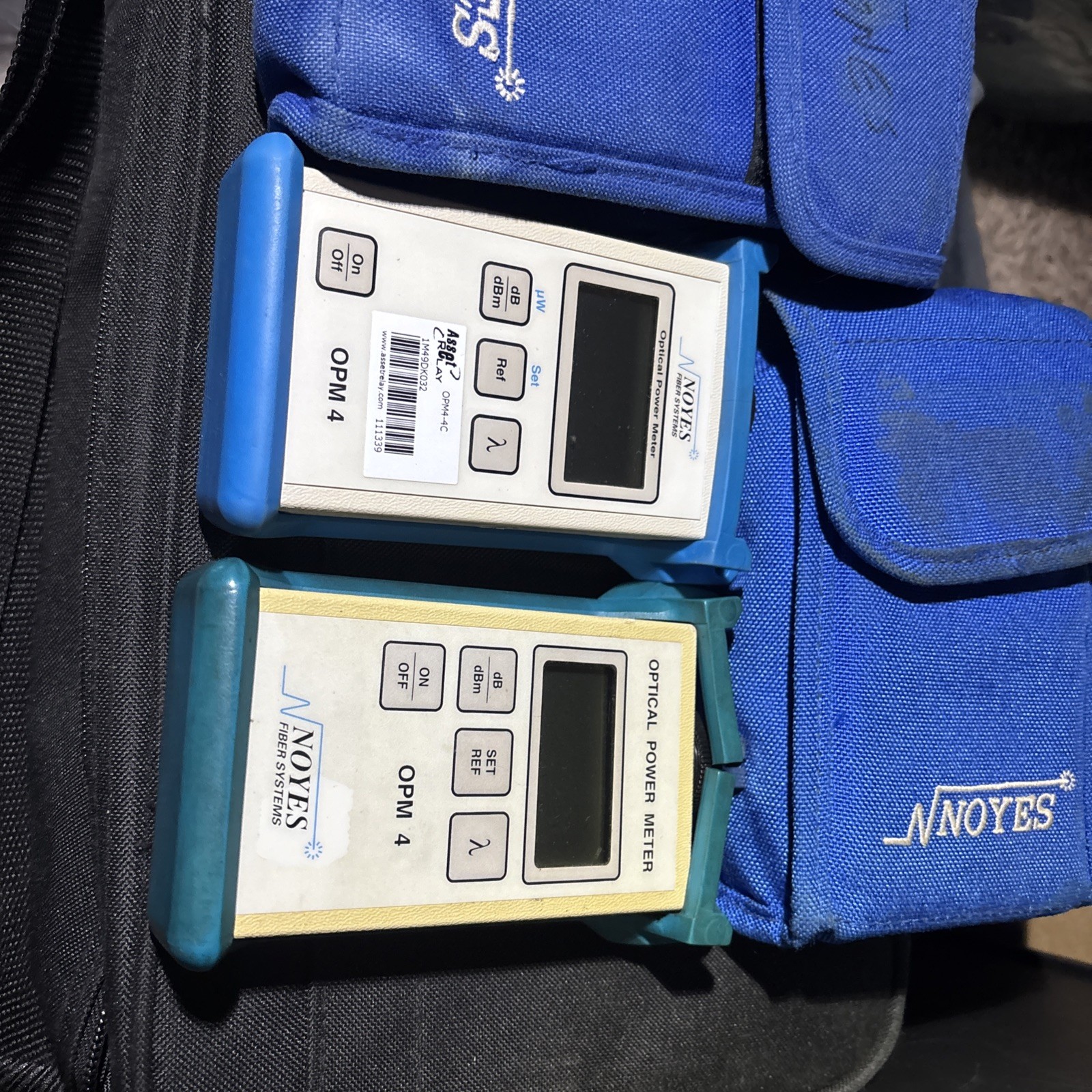 NOYES FIBER SYSTEMS OPTICAL POWER METER OPM4 WITH CASE USED TESTED WORKING