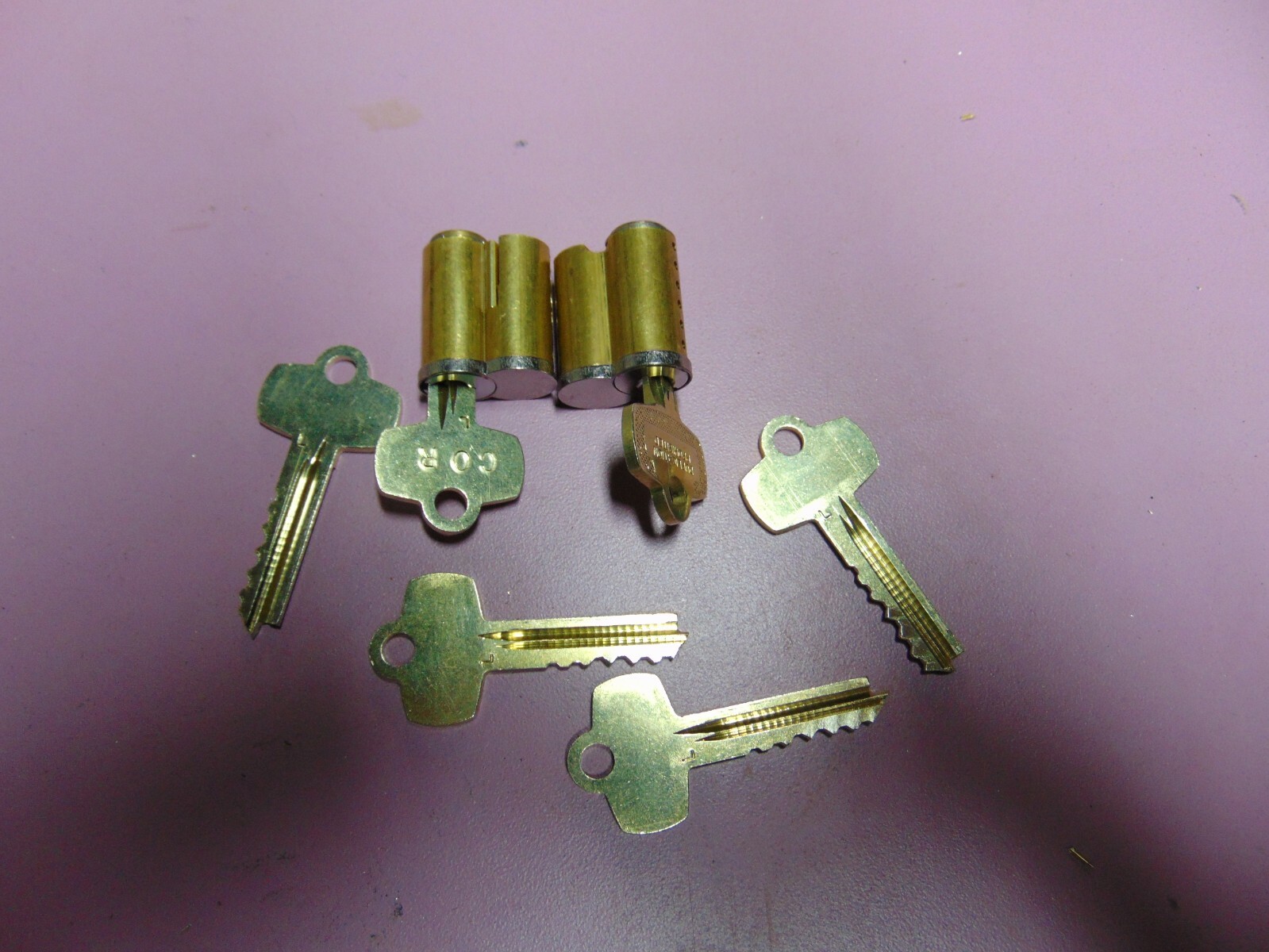 2 - BEST LOOK ALIKE  L  KEY  BLANK WITH 1 CORE KEY AND 5 PASS  6 PIN   LOCKSMITH