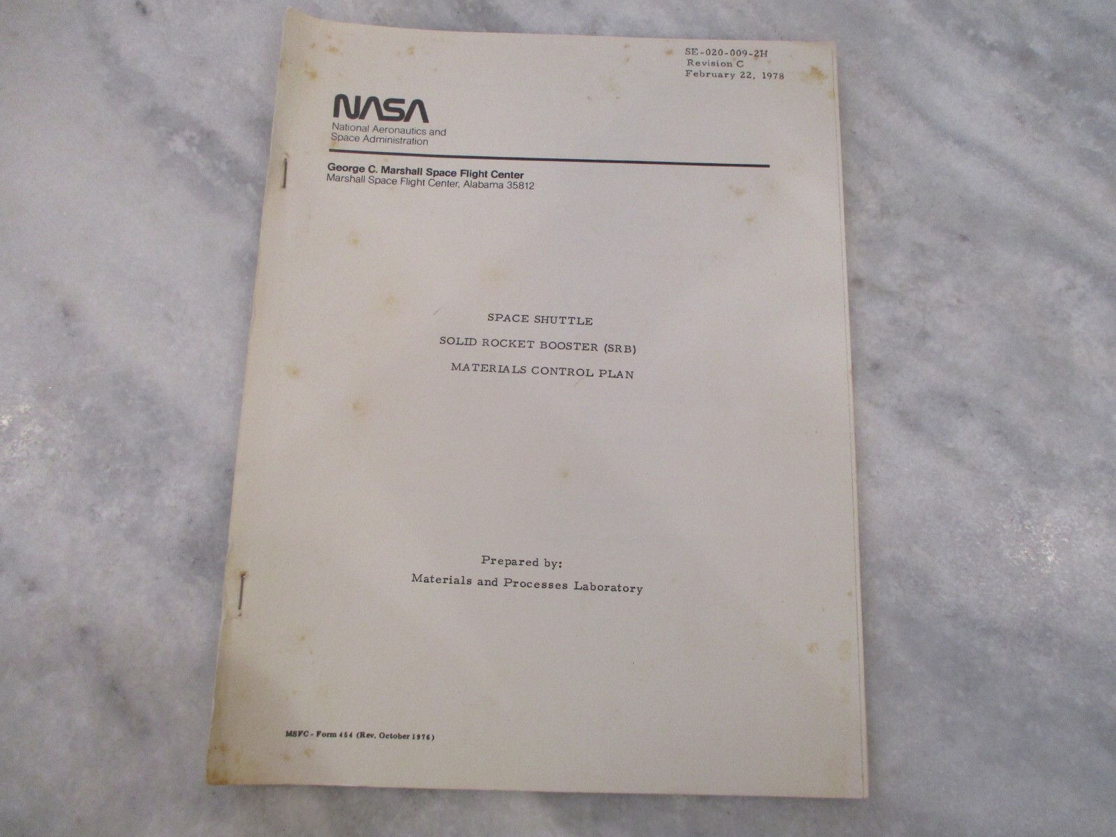 NASA MSFC SPACE SHUTTLE EXTRATERRESTRIAL/SRB/COATING/ENVIRONMENT MATERIALS MEMOS
