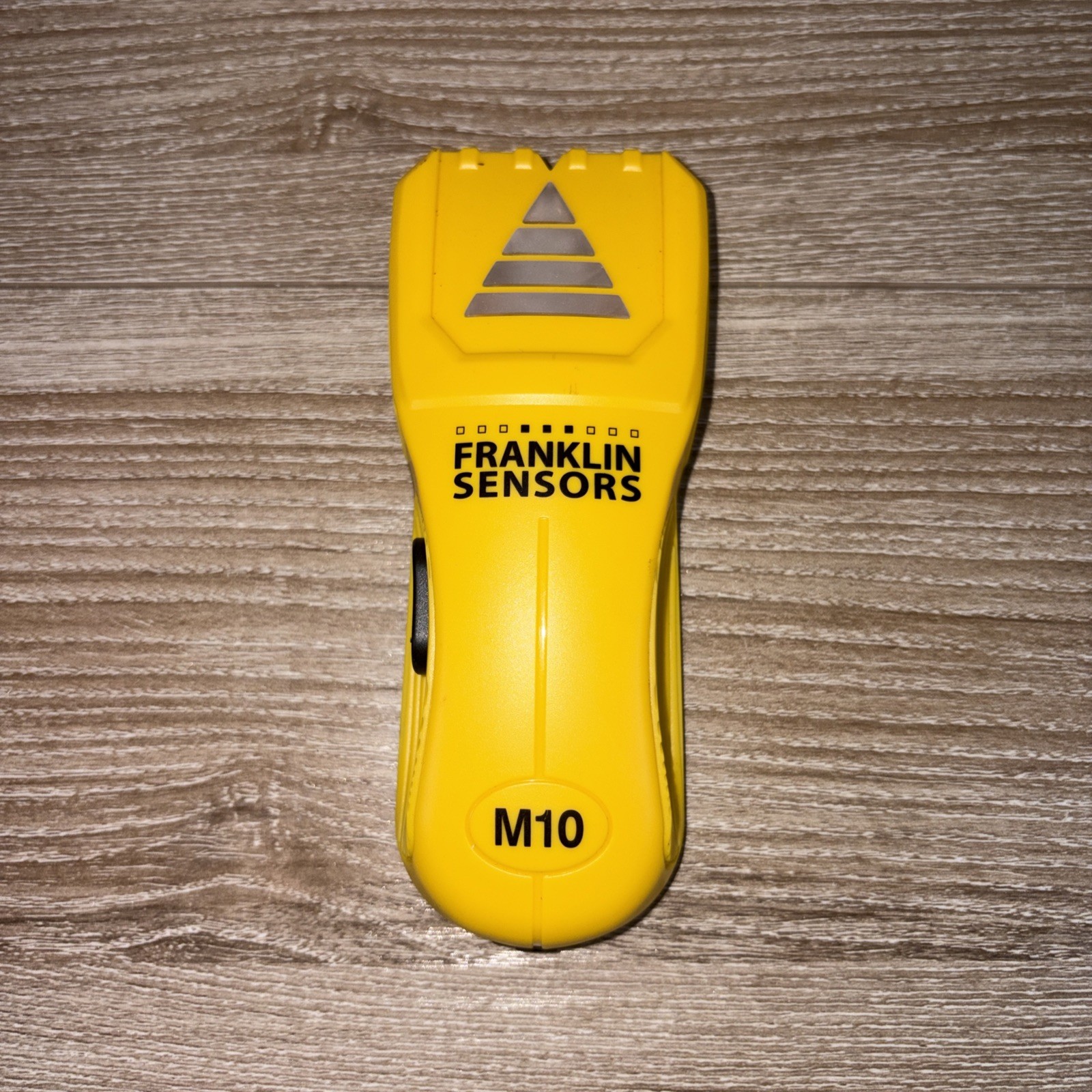Franklin Sensors M10 Stud Finder / Sensor 1" Depth Detection