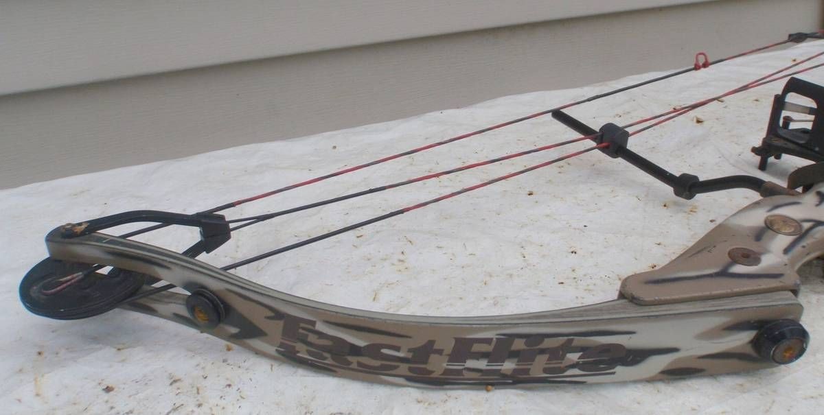 Hoyt Fast Flite Compound Bow