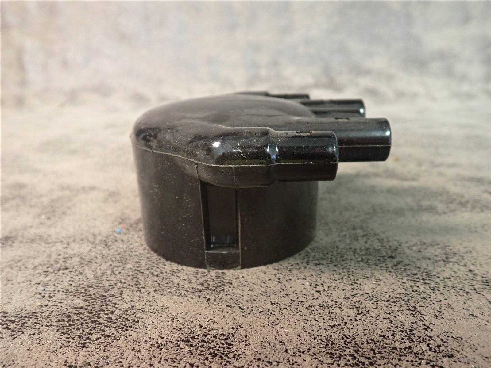 NEW Wells DC902 Distributor Cap (SS47)
