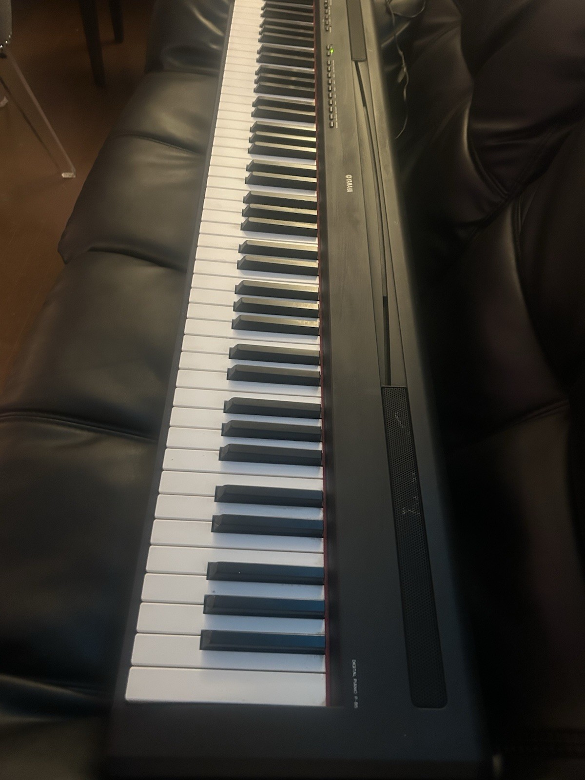 Yamaha p85