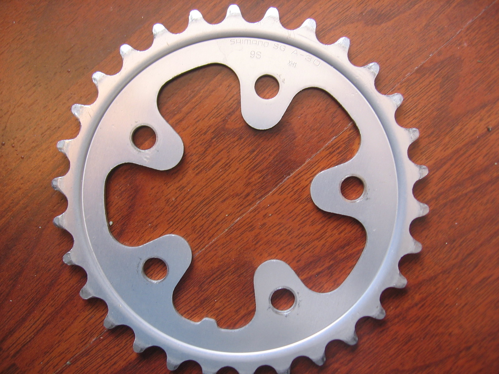 SHIMANO SG A30 9 SPEED 30T TOOTH NON RAMPED CHAIN RING 5 BOLT 70 BCD