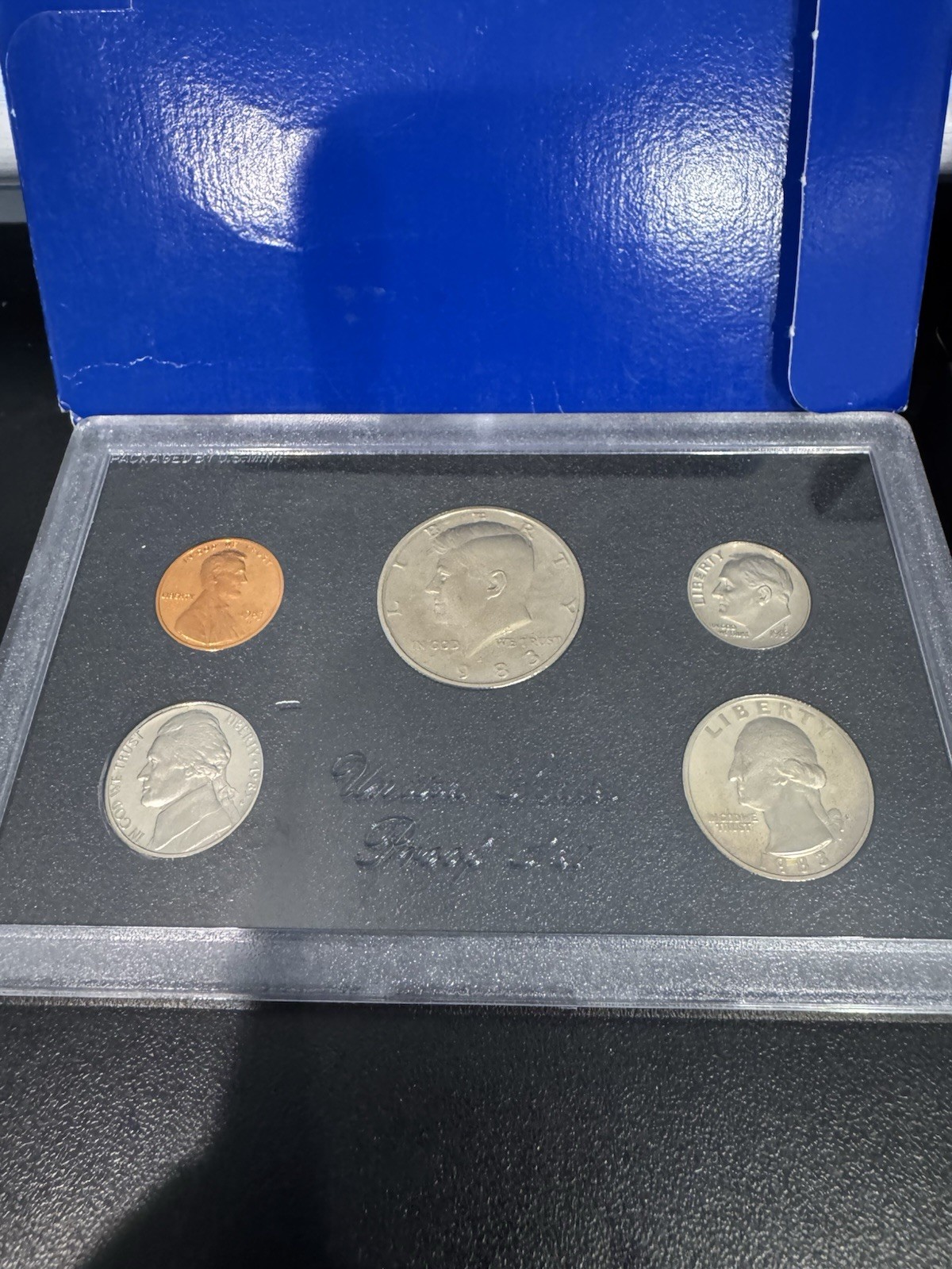 1 1982 & 2 1983 US Proof Set - San Fransoco Mint w/ Envelopes Boxes Cases