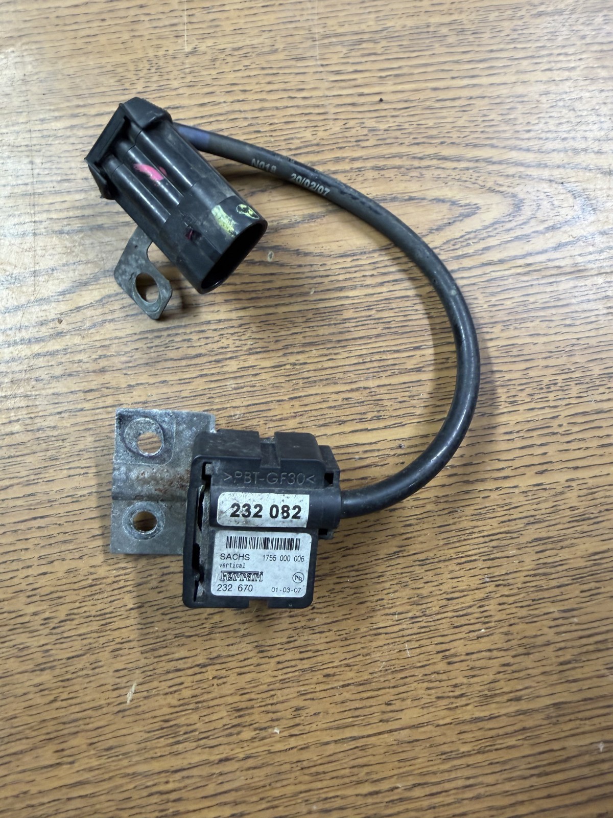 2002-2019 Maserati GranTurismo Left / Right Vertical Acceleration Sensor 232082