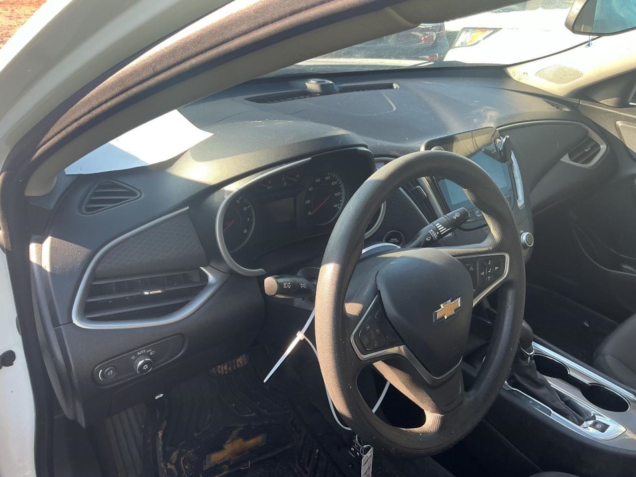 MALIBU 2022 Glove Box 4992325