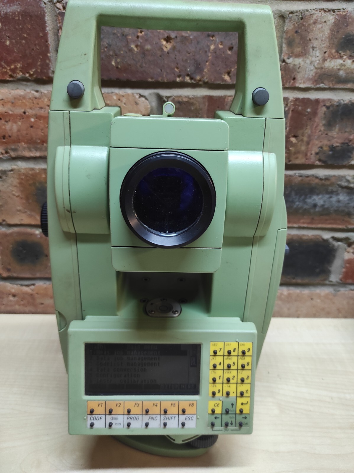 12-month calibration CERT Robotic Total Station Leica TCR 1105, GSI version 2.21
