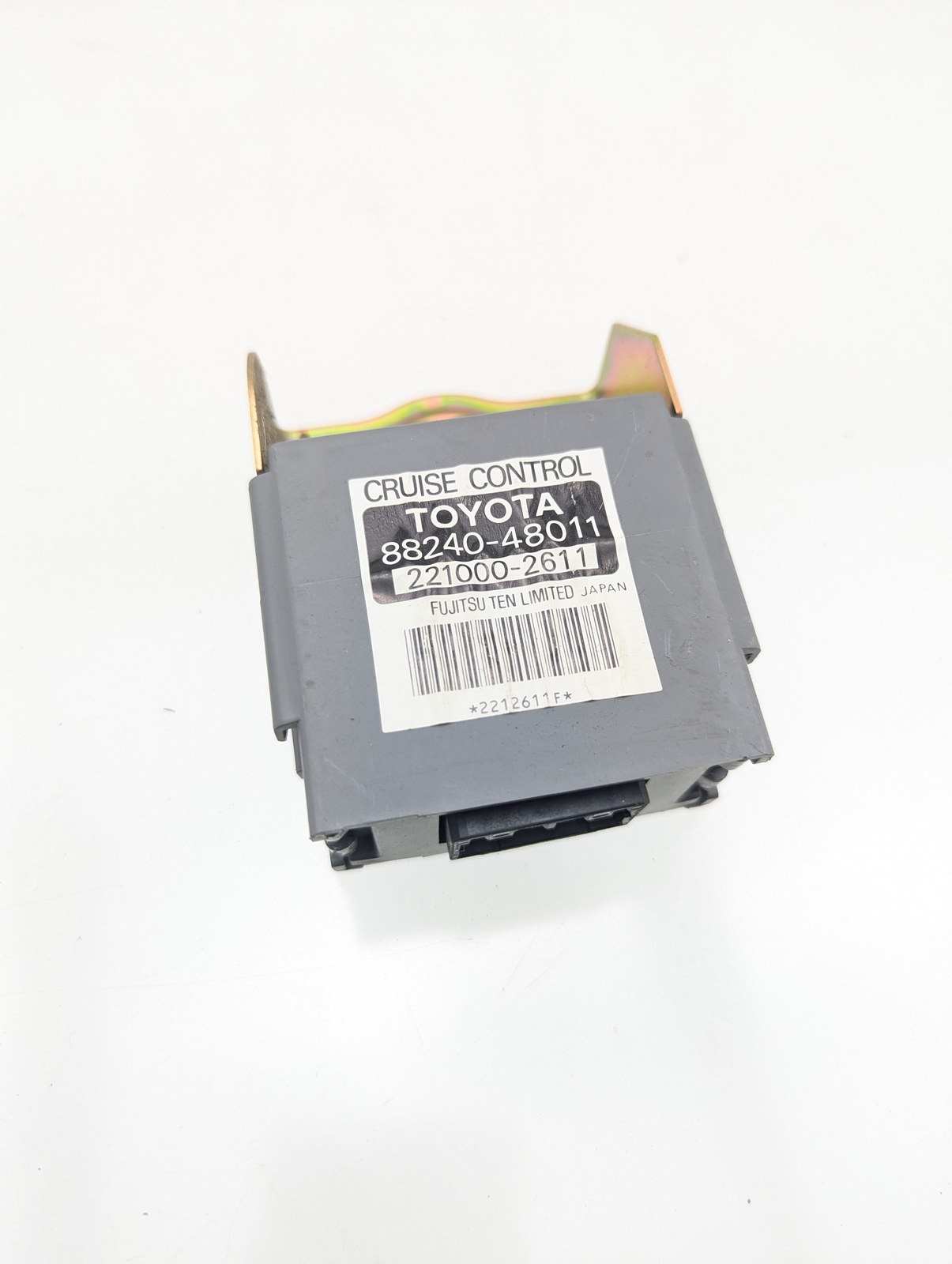 1999-2000 Lexus RX300 Cruise Control Computer Module OE 88240-48011