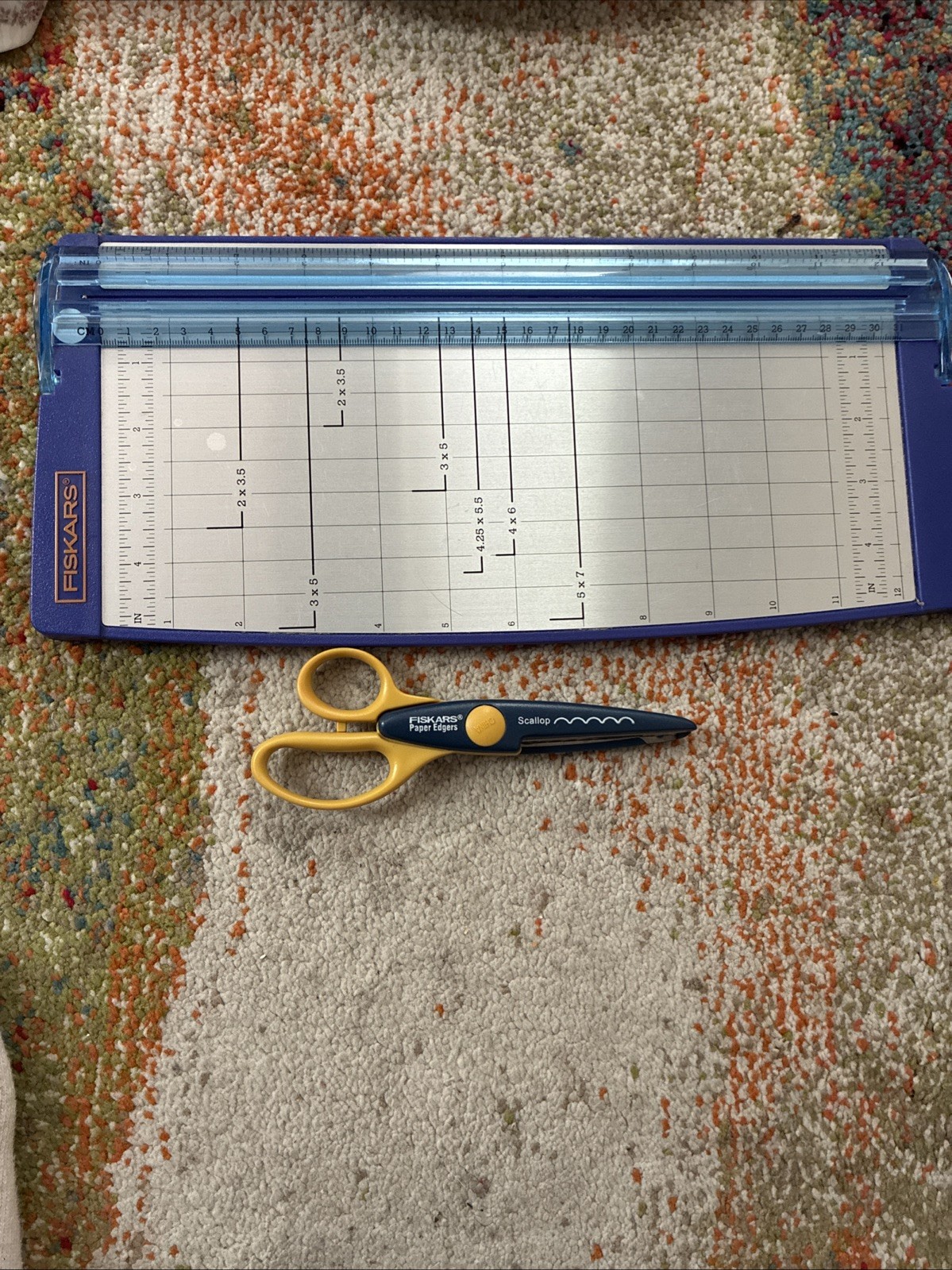 Fiskars Cutting Board Cut Ruler Measurement  Project Drafting W Scallop Edgers
