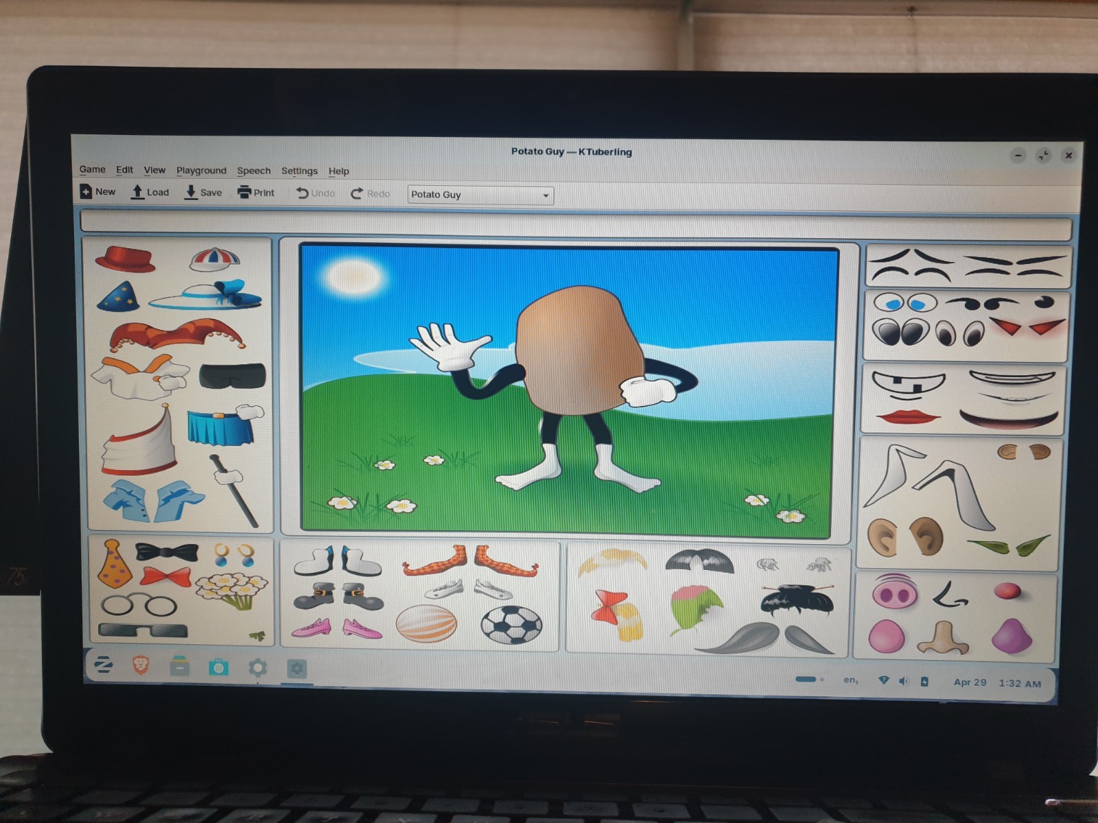 Linux Zorin OS 18.1 Education, 64-bit, Bootable Live and Install USB Flash Drive