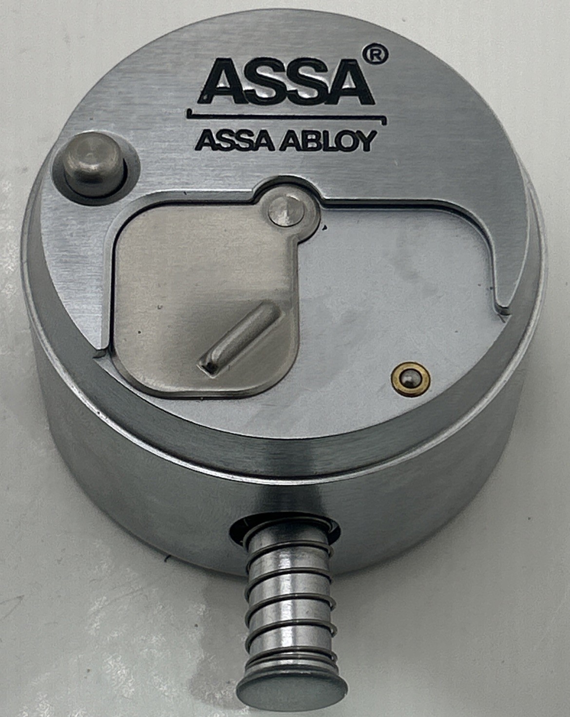 Assa Abloy Shackleless Resettable Combination Solid Steel Padlock Puck AA-SR400