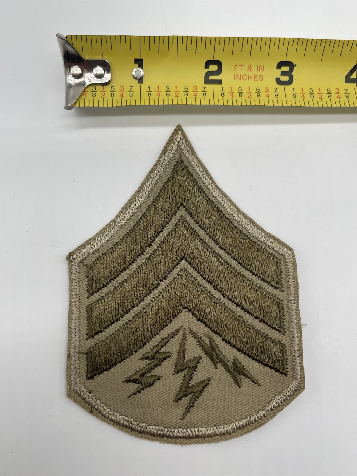 Military Army Sergeant Radio Technician Patch Insignia Khaki Cut Edge Chevron