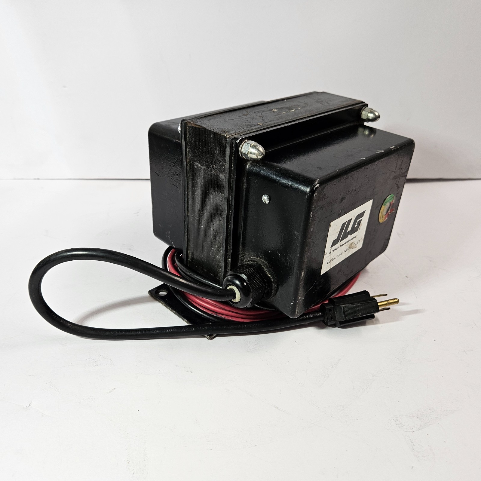 JLG CHARGER, BATTERY 24 V 25A OB2425