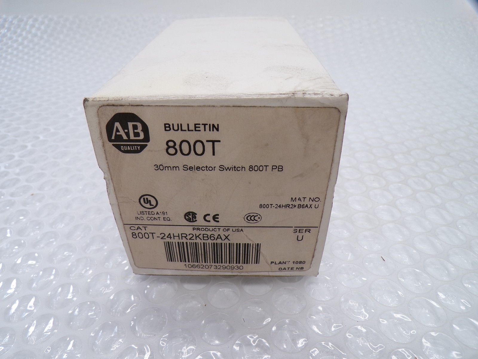 ALLEN BRADLEY 800T-24HR2KB6AX SER.U SELECTOR SWITCH NSMP