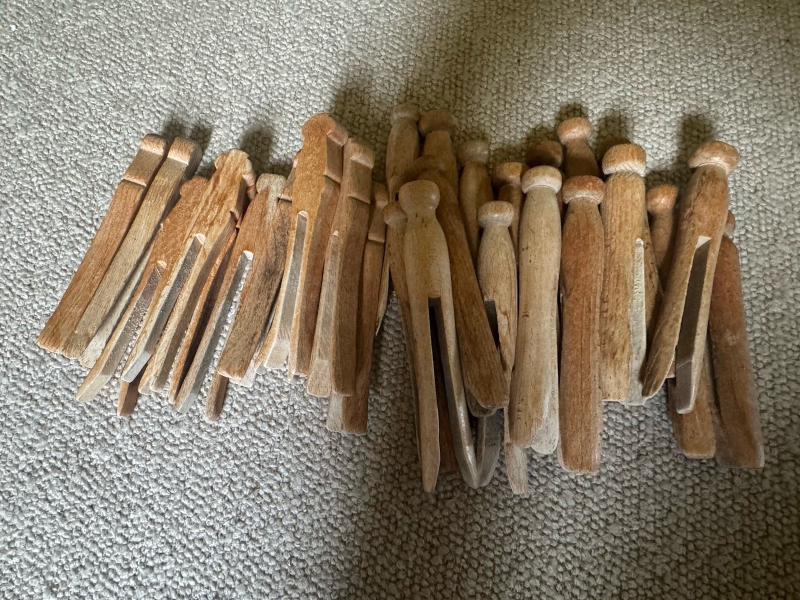 Vintage Antique Wooden Clothes Pins Lot Of 28 4) Inch Weathered Primitive