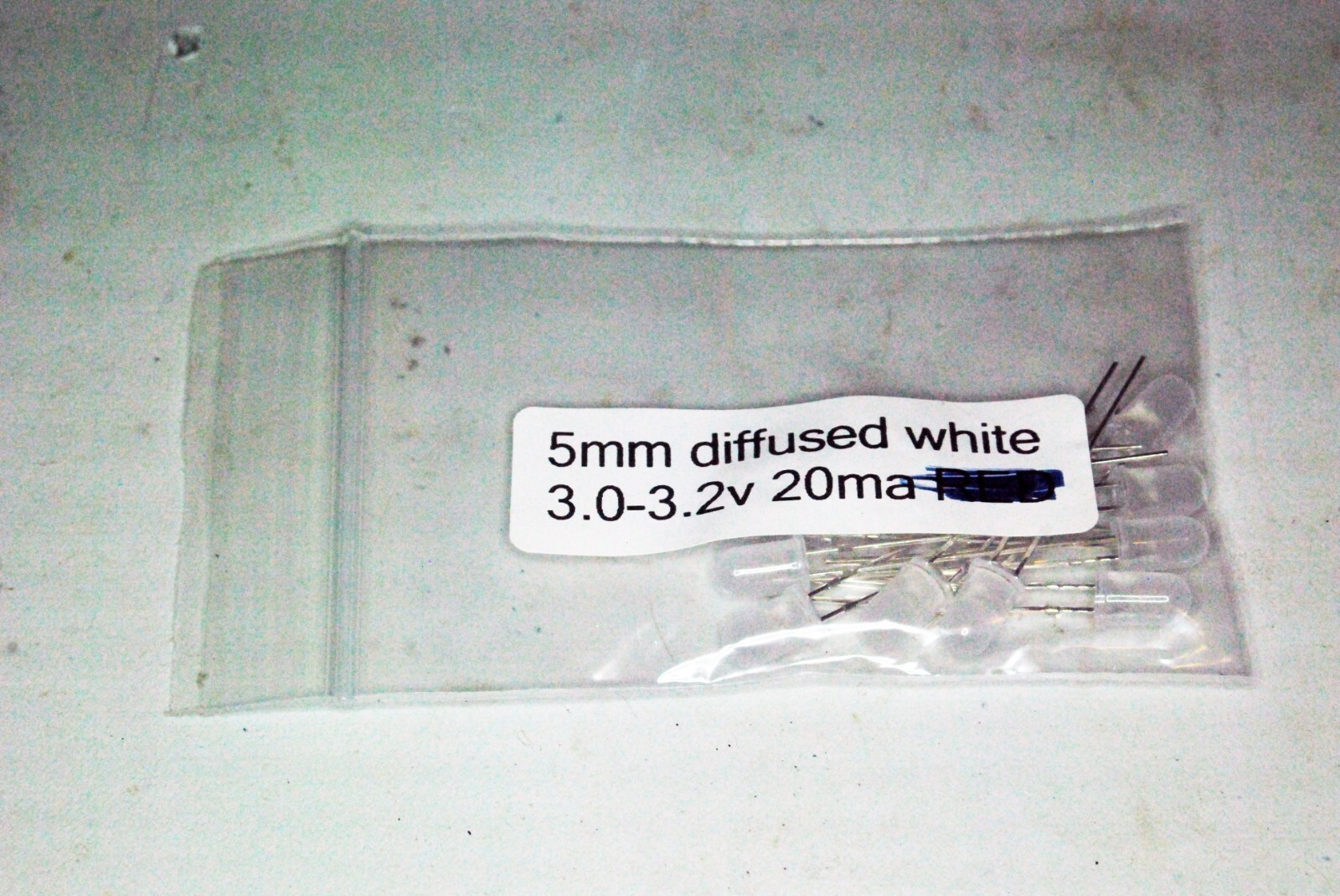 5mm diffused white through hole mount LED 3.0-3.2v 20ma pack of 10