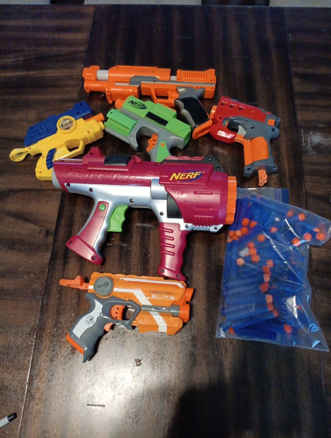 LOT 6–l BIG Nerf Dart/Soft Guns Mixed Lot of 6 Blasters with darts/ammo Lot 2