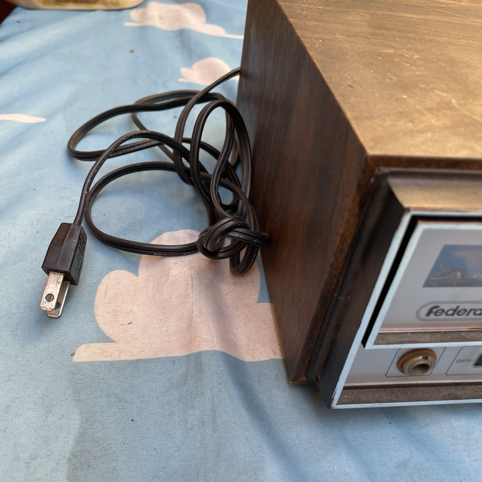 VINTAGE FEDERAL AM FM SOLID STATE STEREO RECEIVER MODEL DS-400