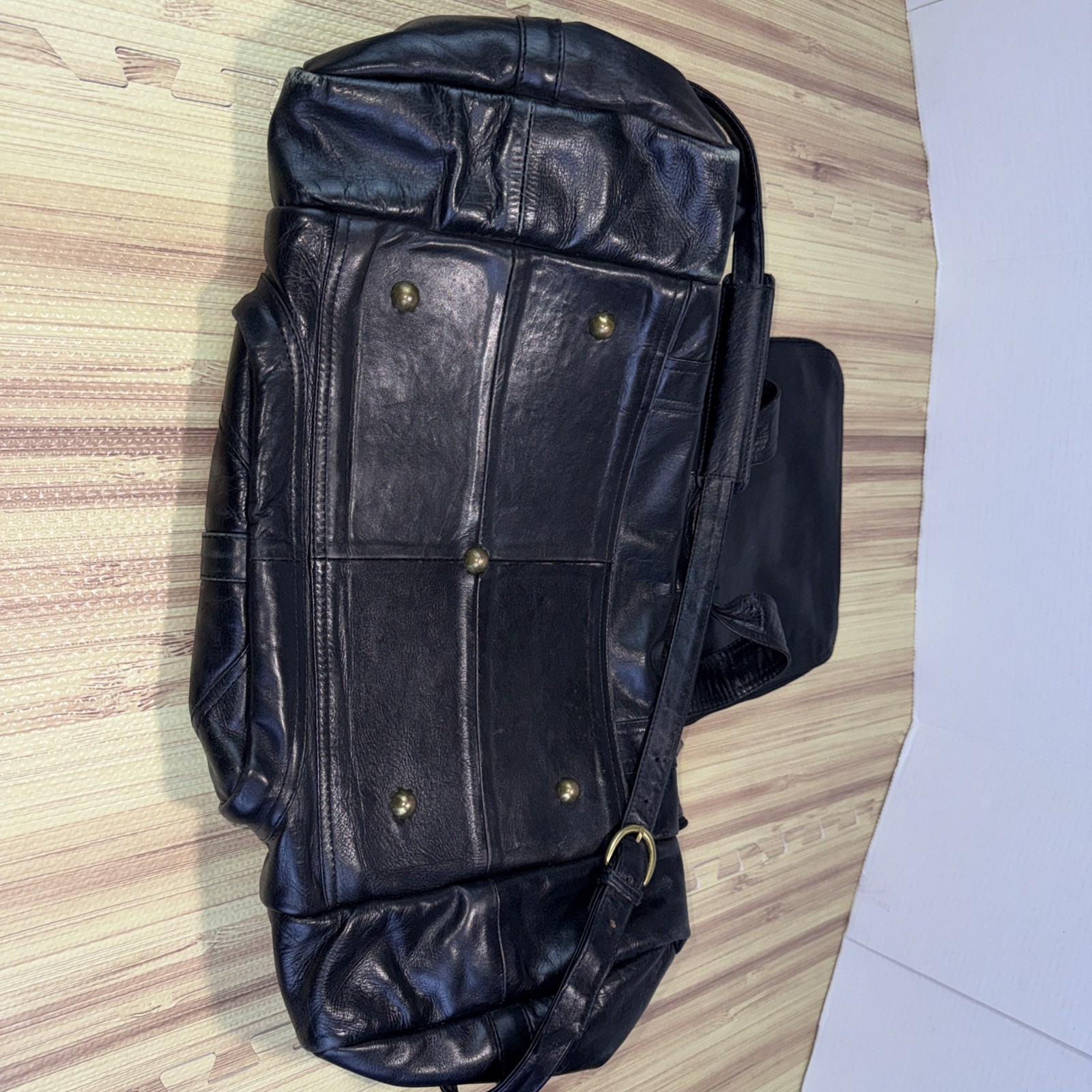 Hidedesign Leather Duffel Bag Black Weekender Shoulder Strap Compartments India