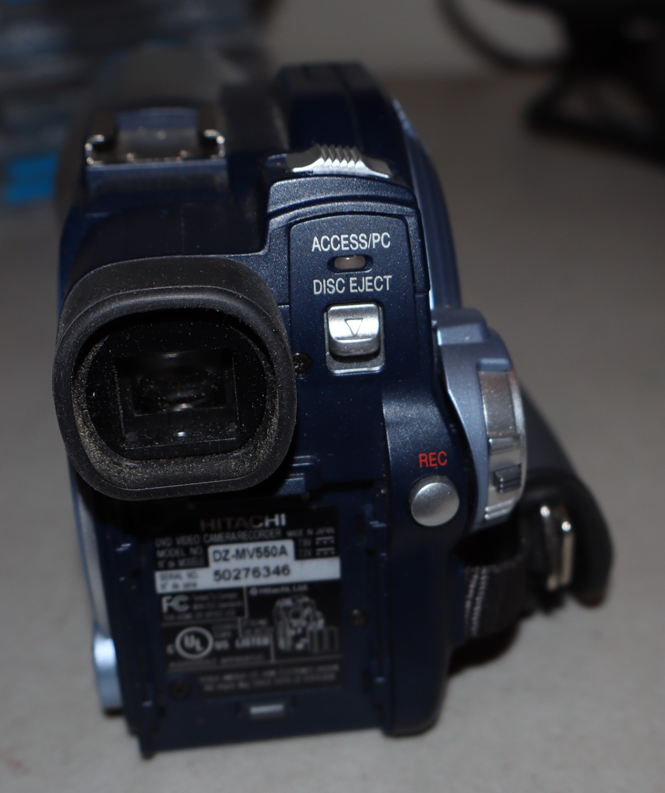 Hitachi DVD Camcorder DZ-MV550A – Bundle – Works