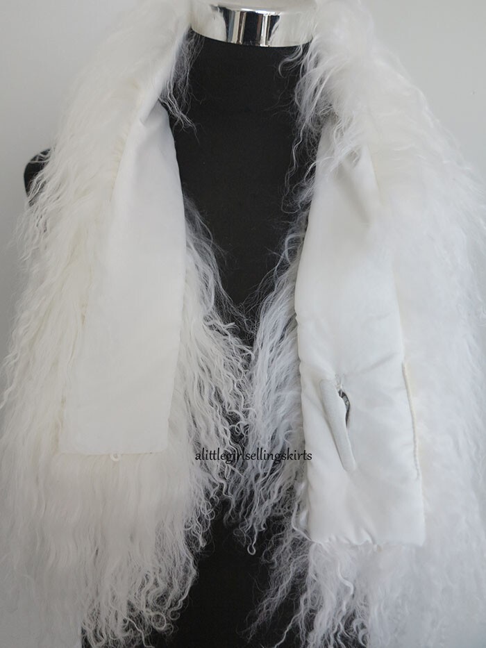 100% Real Mongolian Lamb Fur Scarf with Clip / Collar/ WHITE Wrap /women Cape