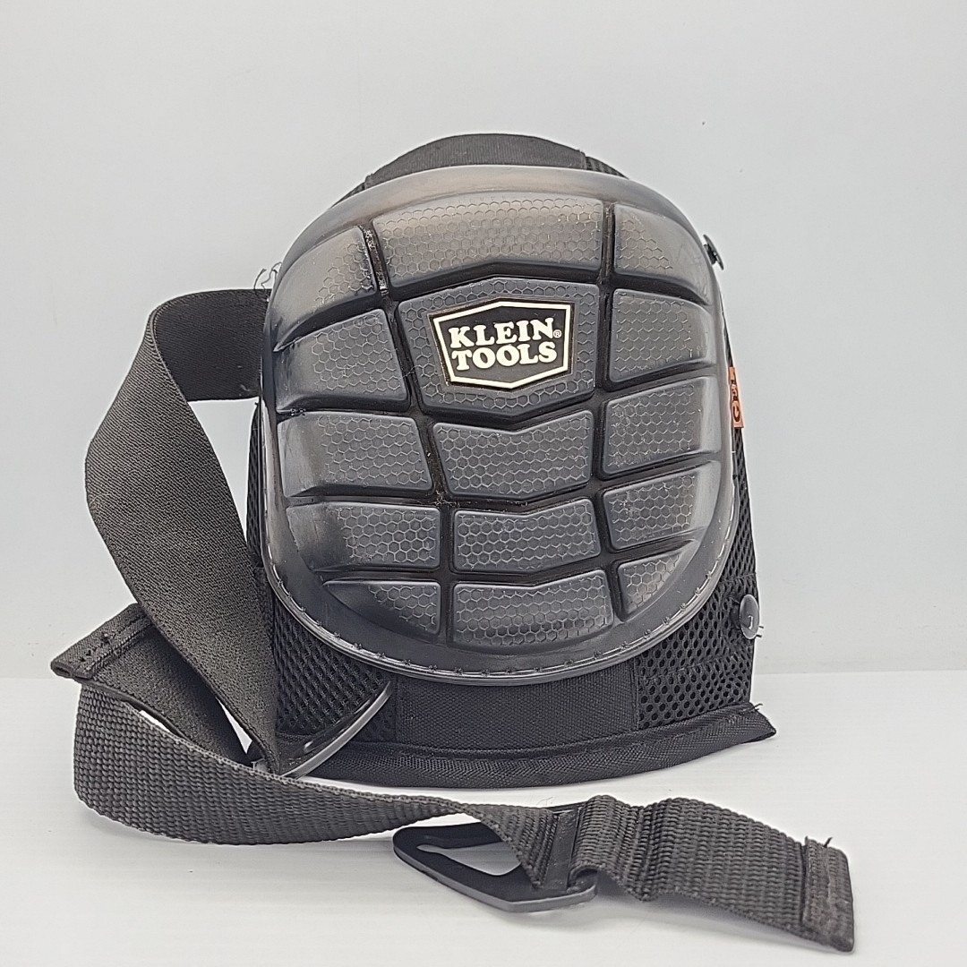 Klein Tools 60184 Lightweight Gel Knee Pad (One Single Knee Pad Only)