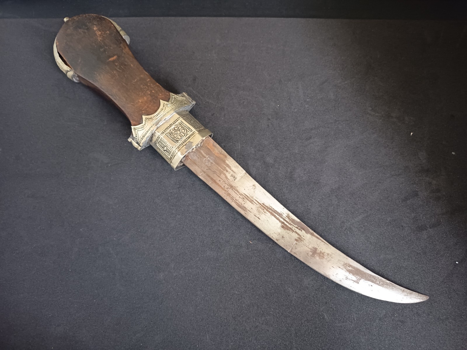 jambiya dagger