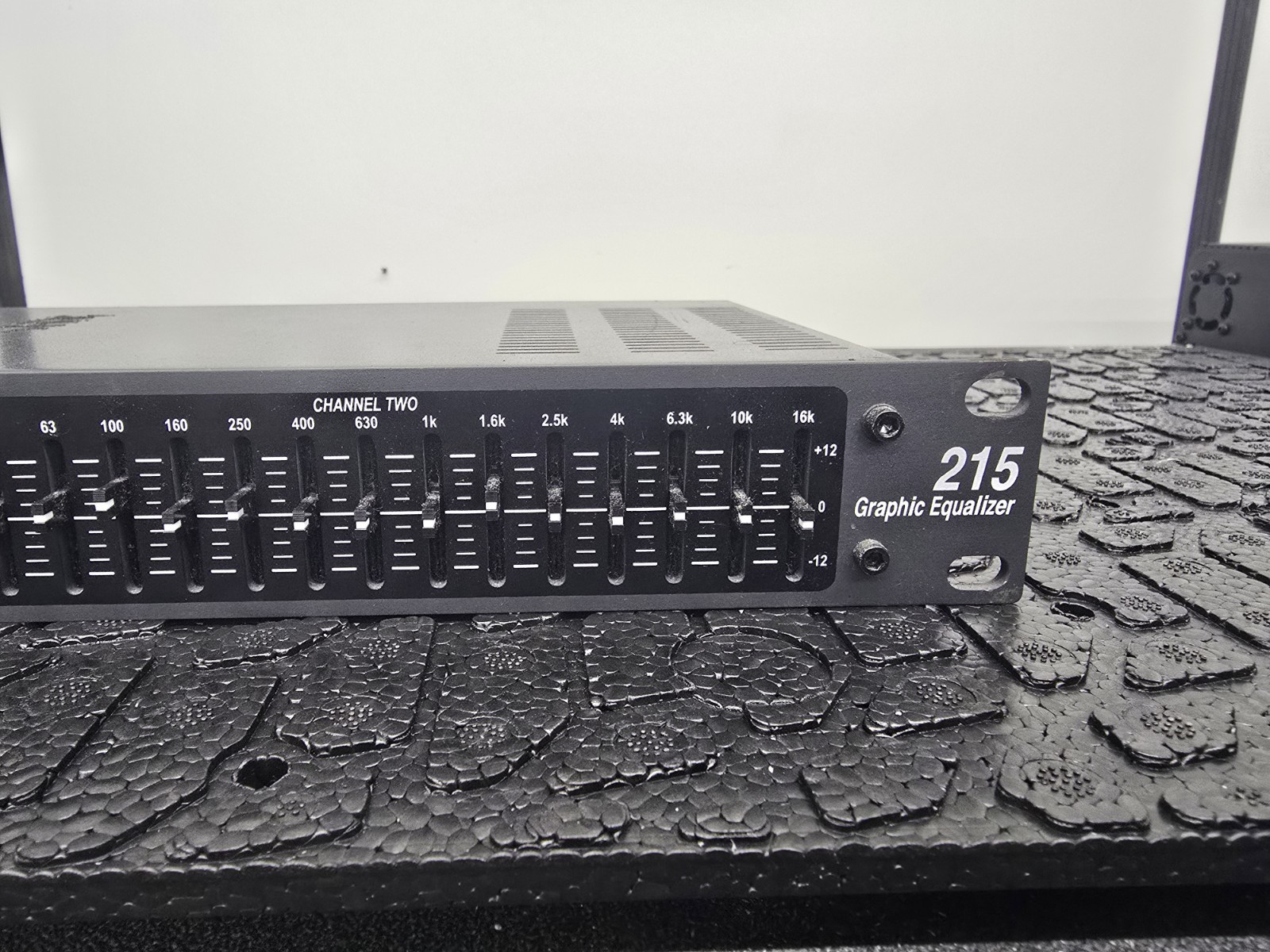 Dbx Graphic Equalizer Dbx215v 2 Channel Eq