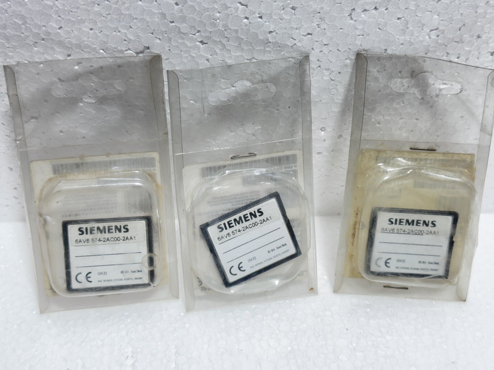 Siemens Simatic HMI CF Memory Card 6AV6574-2AC00-2AA1 ( 6AV6 574-2AC00-2AA1 )
